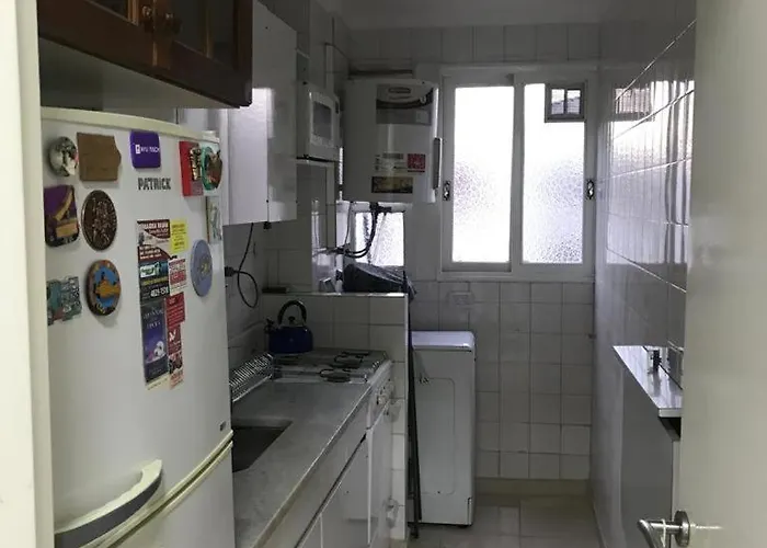 2433 Avenida Santa Fe