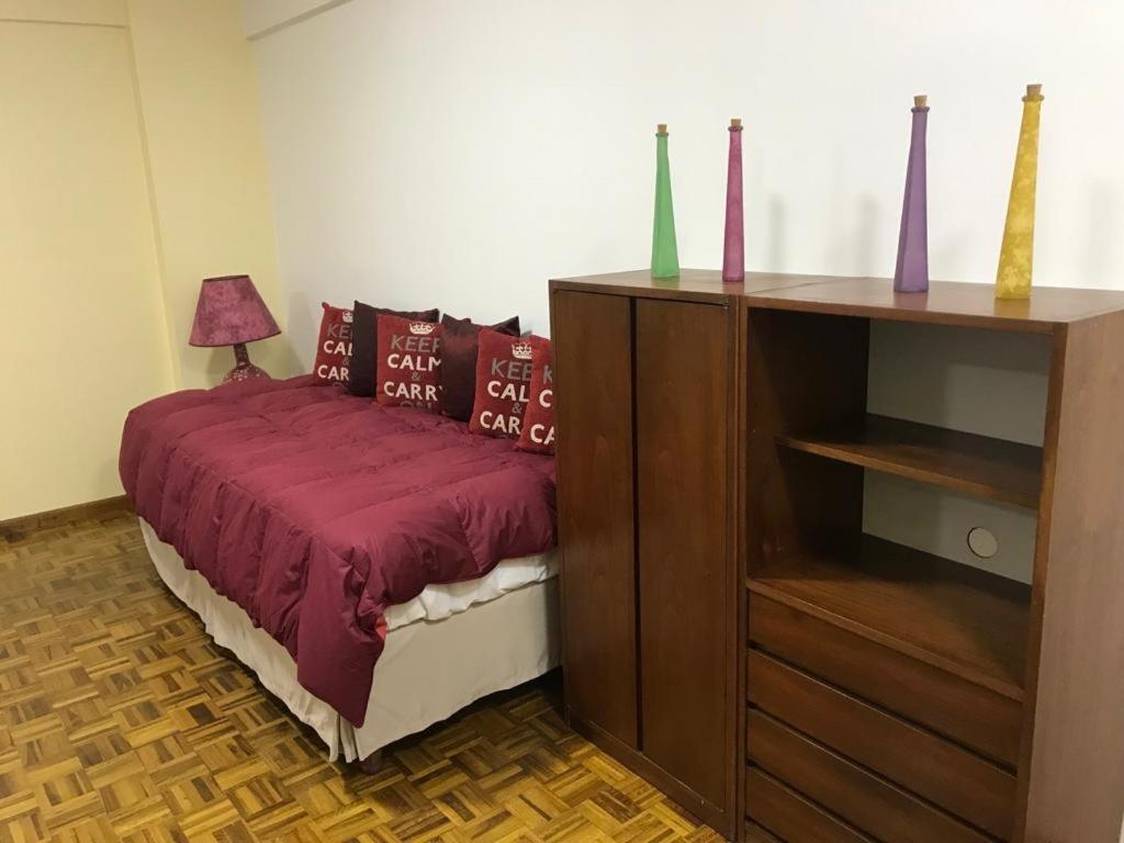 2433 Avenida Santa Fe